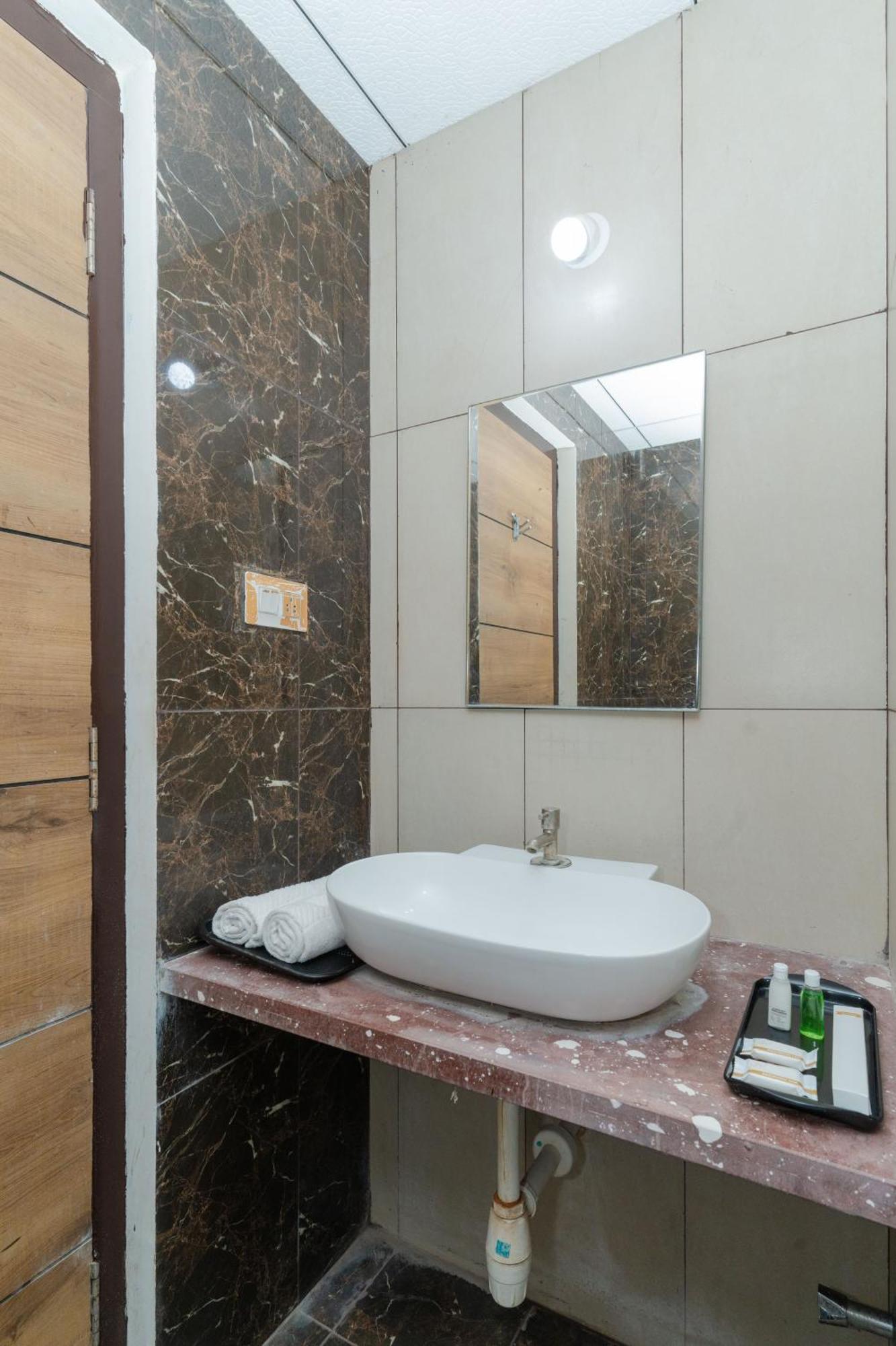 Hotel Prime Bliss Rr Nagar Bangalore Bagian luar foto